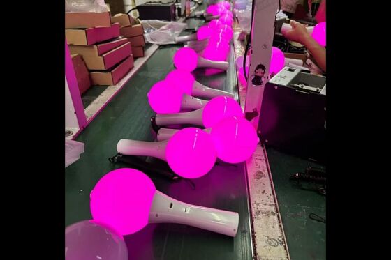 DMX-Wireless-Controller für die drahtlose Steuerung von wiederaufladbaren LED-Ballstäbchen in Konzerten und mehrtägigen Proben