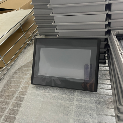 4.3 Zoll HMI Mensch-Maschine-Schnittstelle mit 400cd/m2 Helligkeit und DC 24V Eingangsspannung Touchscreen-Panel